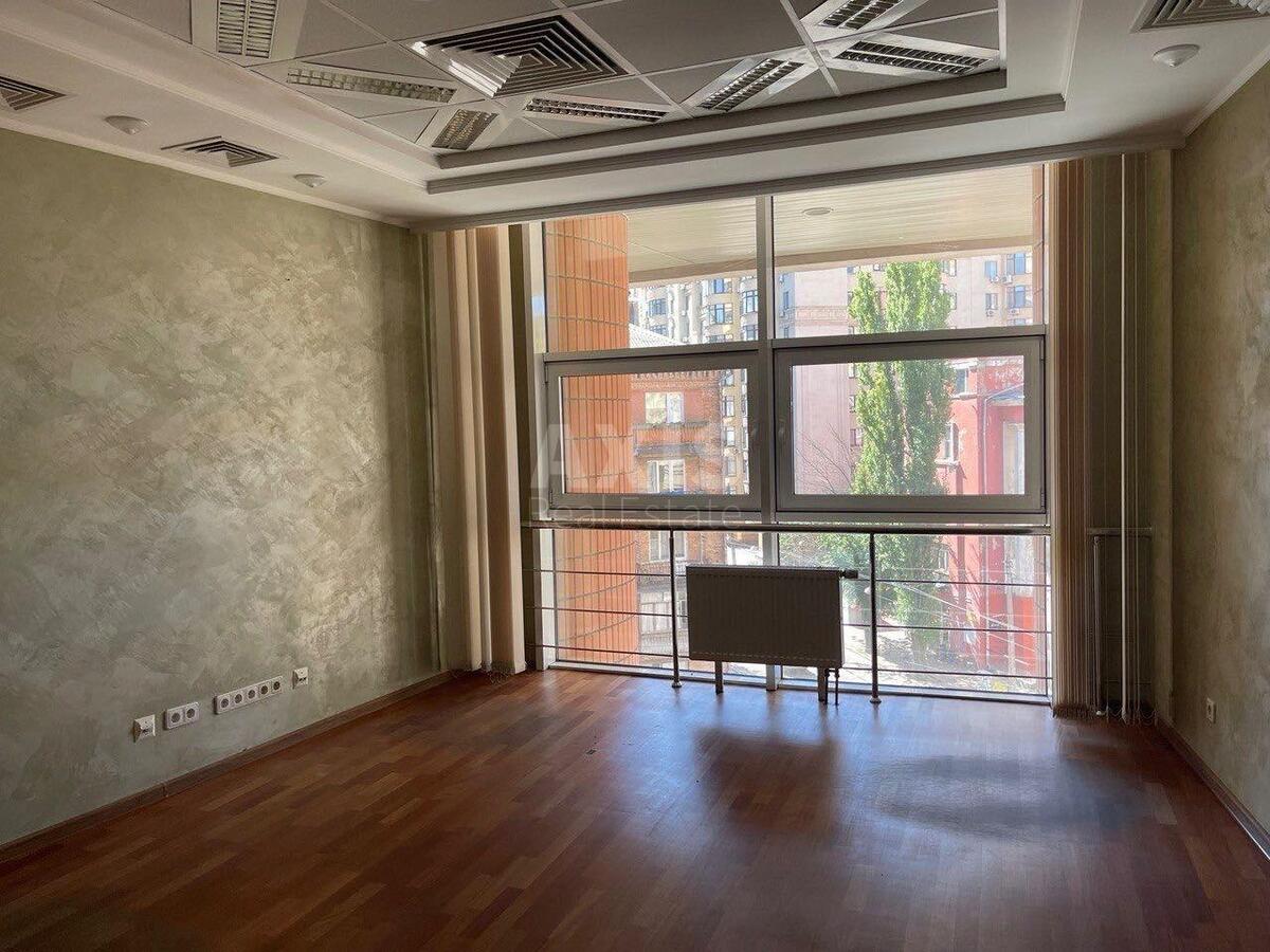 Office vul. Dmytrivs'ka 92/94, 100m25