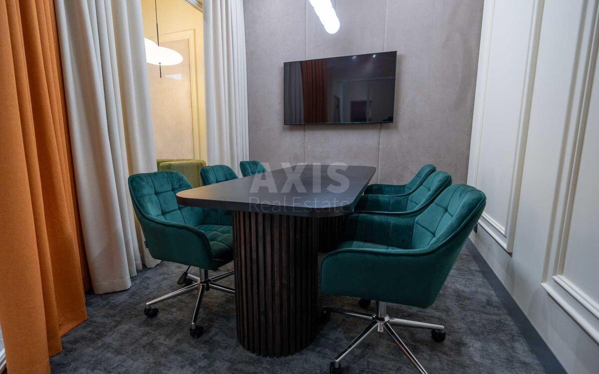 Office vul. Antonovycha 9, 250m26340413