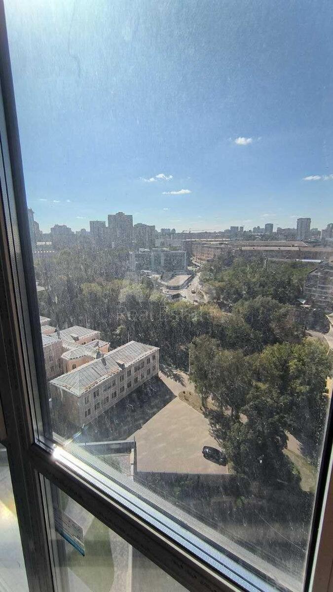 2k apartment vul. Pymonenka Mykoly 215