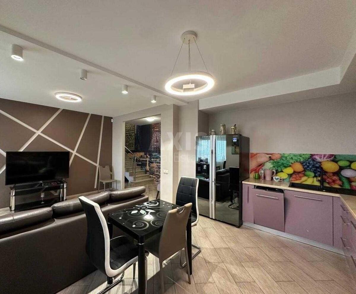 4k apartment bul. Lepse Ivana 7Г627183