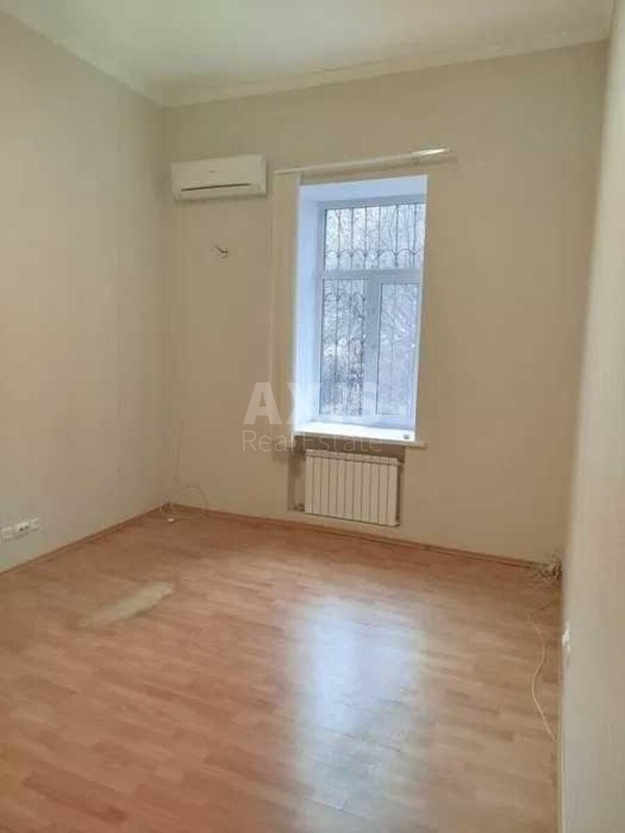 Office prov. Inzhenernyj 4, 65m21