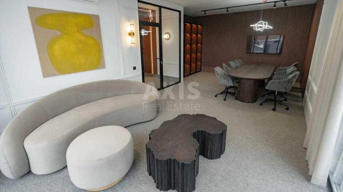 Office vul. Bul'varno-Kudrjavs'ka 15, 170m21
