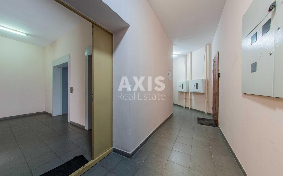 Office vul. Levka Lukyanenka 21, 145m2592458