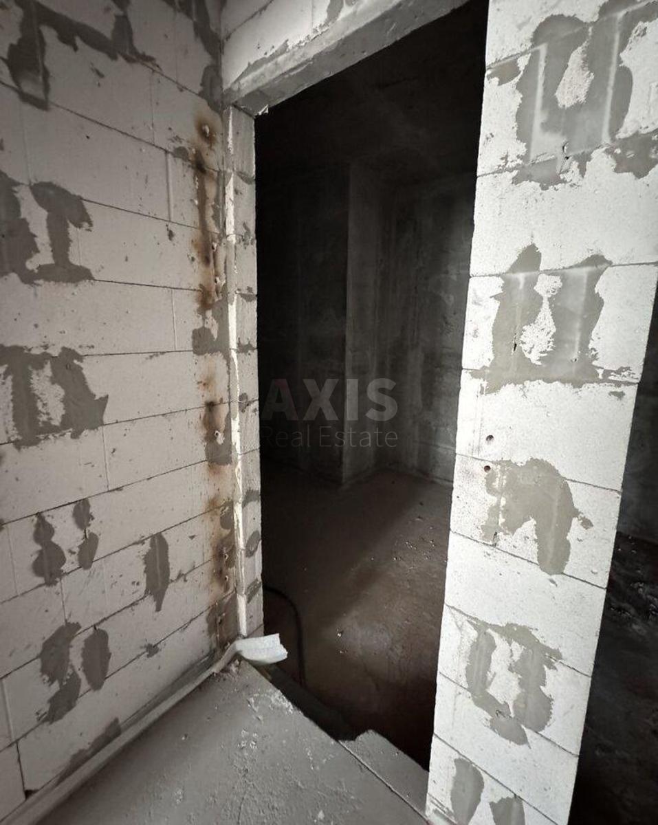 3k apartment nab. Dniprovs'ka 15Є2