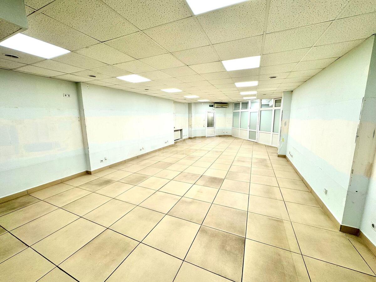 Trade object vul. Basejna 12/2, 100m2582335