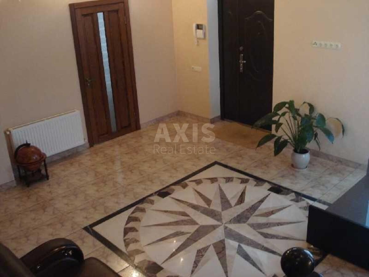 House vul. Prodol'na 1-a, 270m2, Kyiv city625461