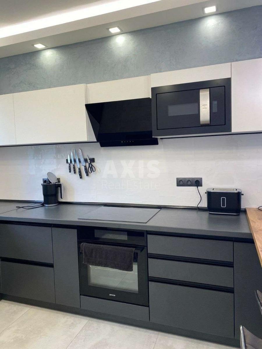 House vul. Bogatyrs'ka, 120m2, Kyiv city1