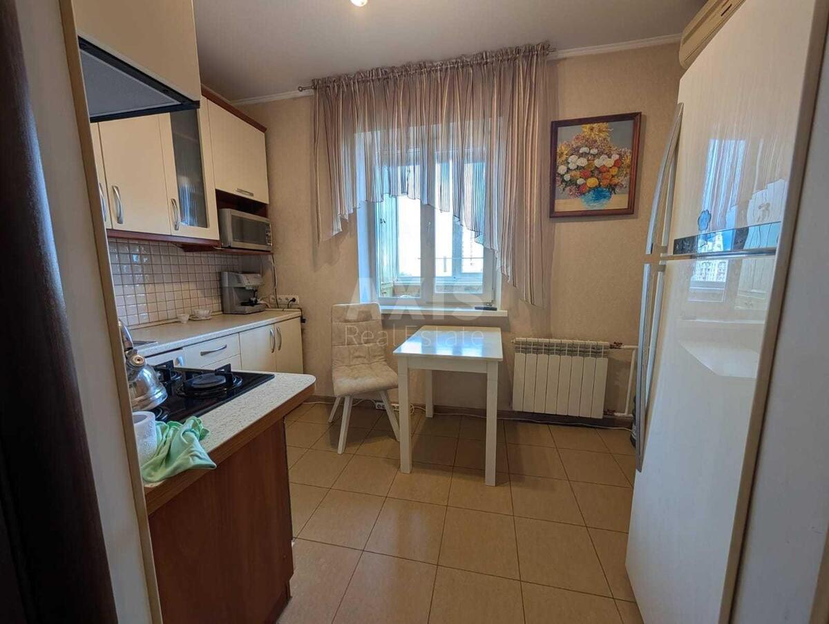 1k apartment vul. Chornobyl's'ka 10575881