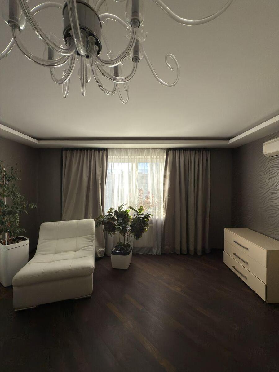 2k apartment bul. Darnyc'kyj 8620556