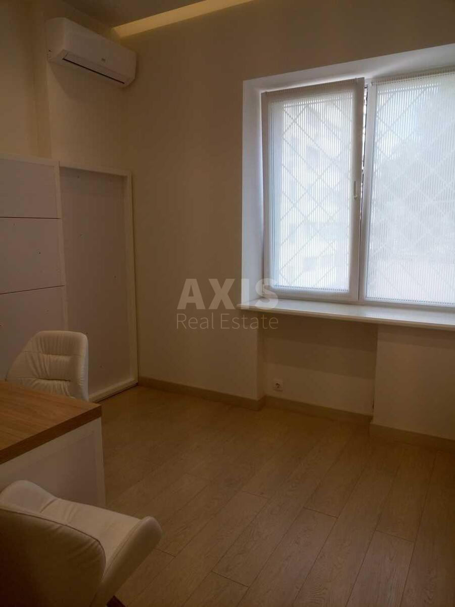 Office vul. Pecheniz'ka 16, 350m26351710