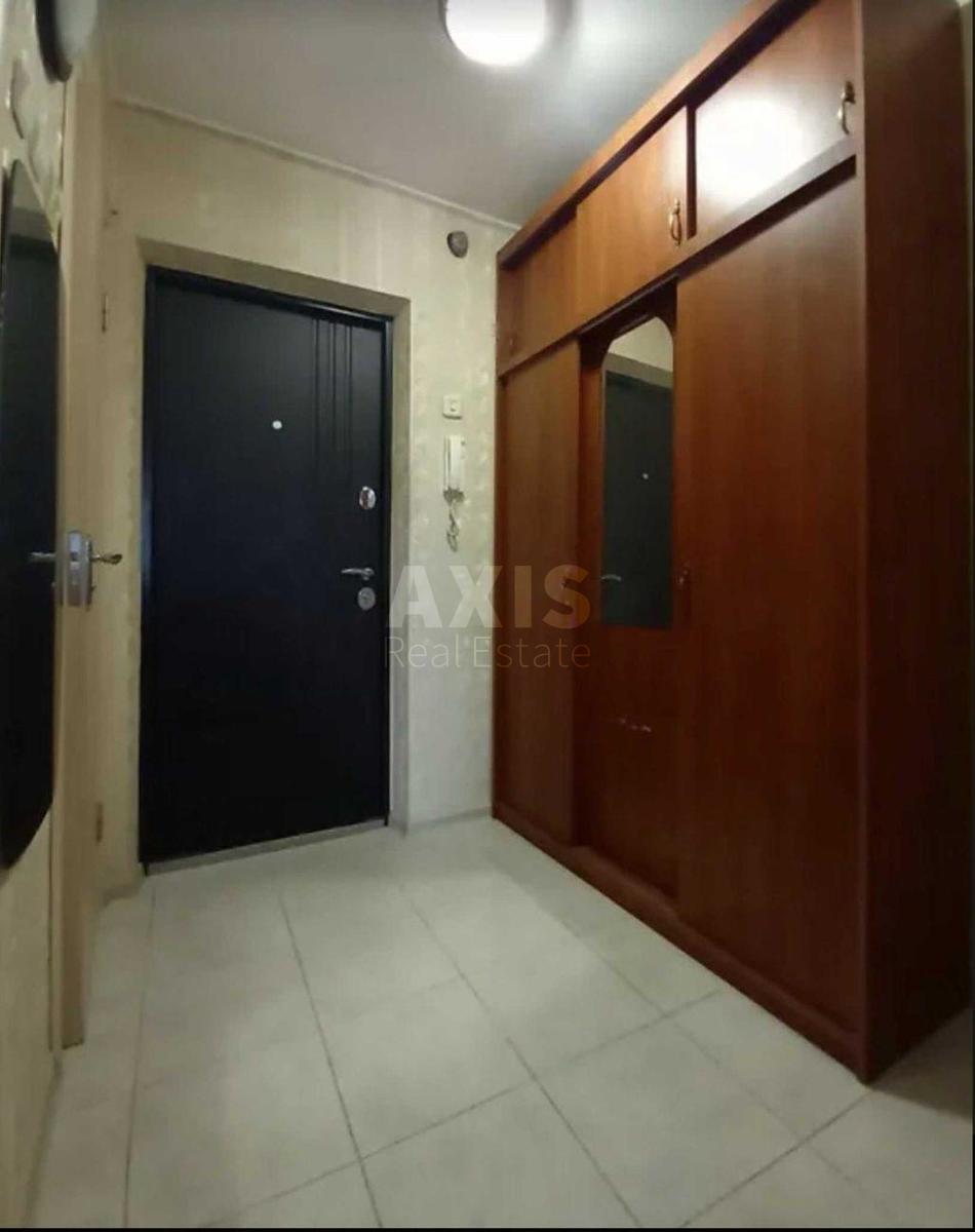 1k apartment vul. Kotel'nykova Myhajla 72