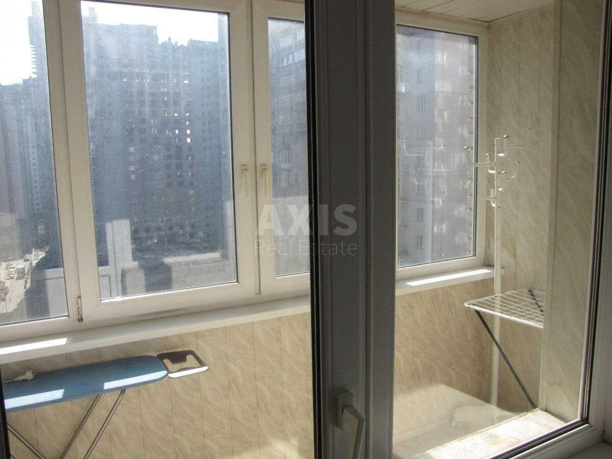 3k apartment vul. Dragomyrova Myhajla 29