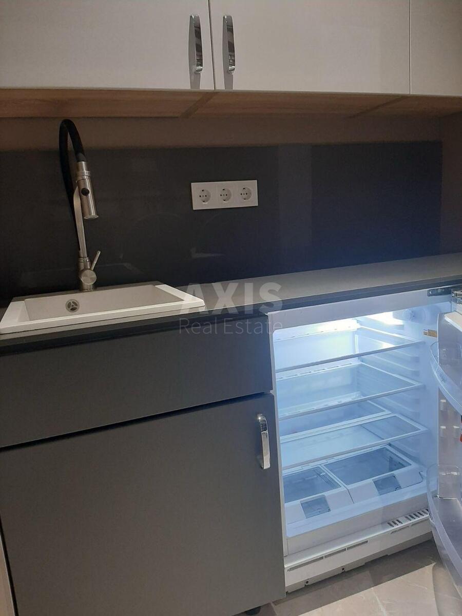 Office vul. Zarichna 1, 52m28