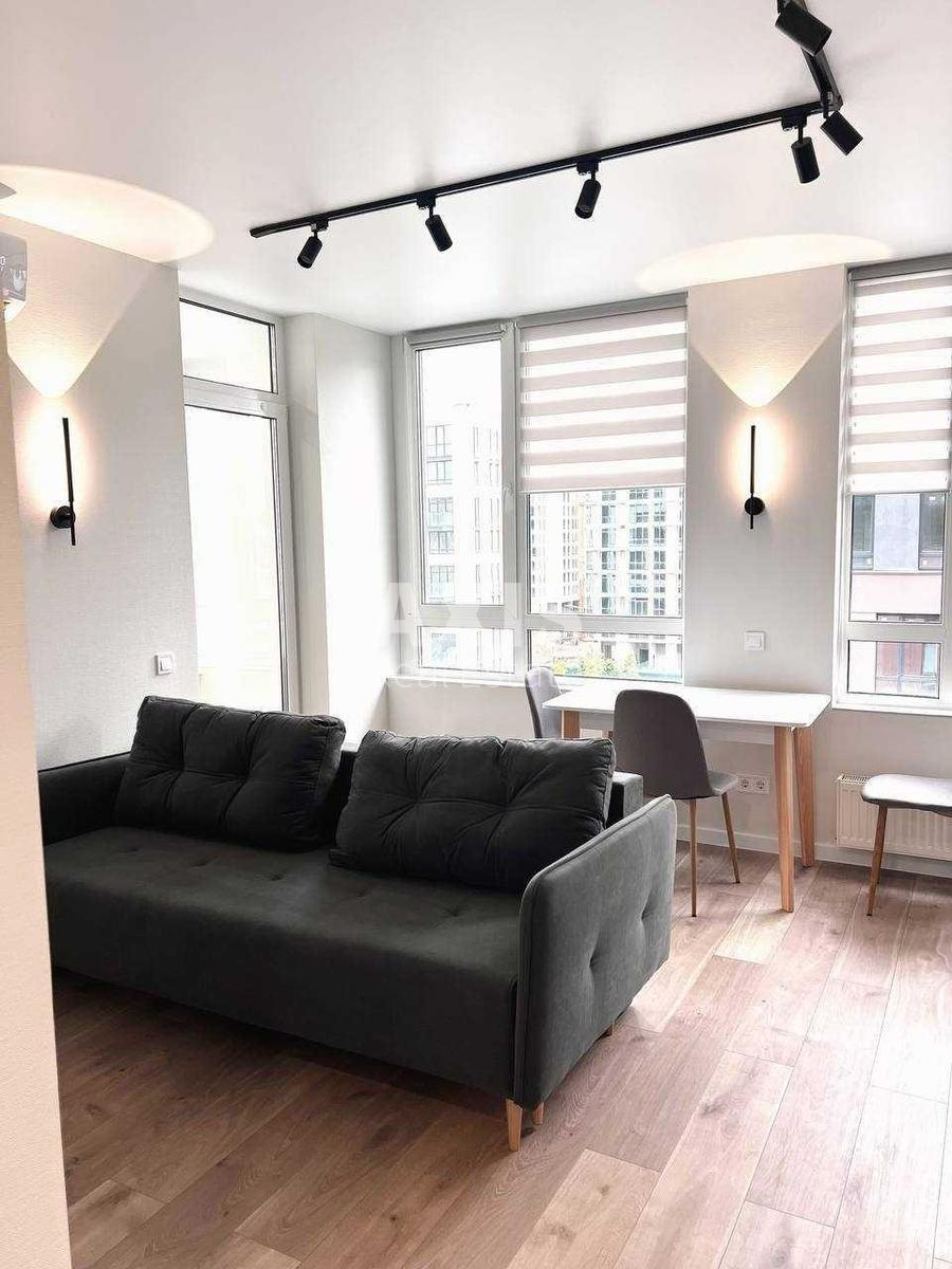 1k apartment vul. Saljutna 2Б401711