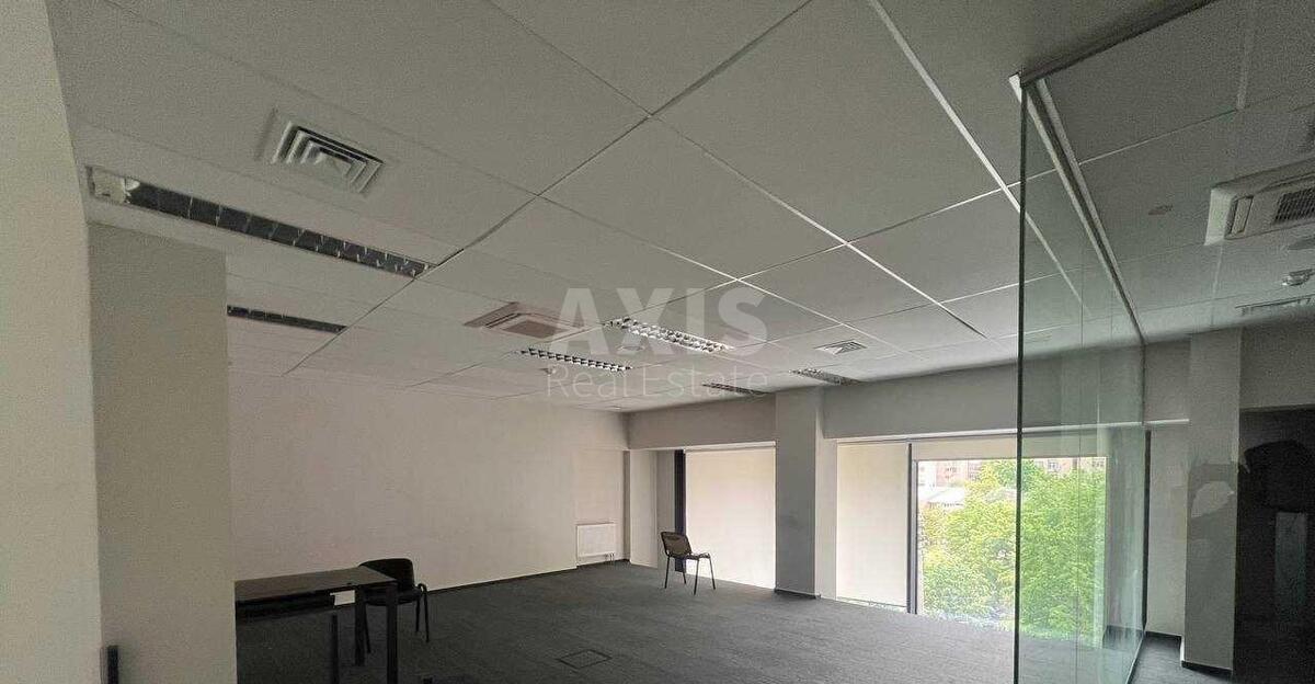 Office vul. Antonovycha 118, 960m20