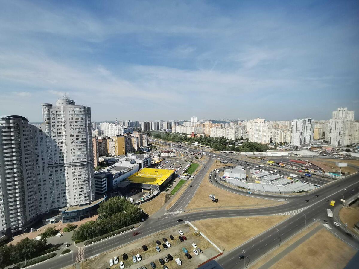Office vul. Myshugy Oleksandra 12А, 136m28