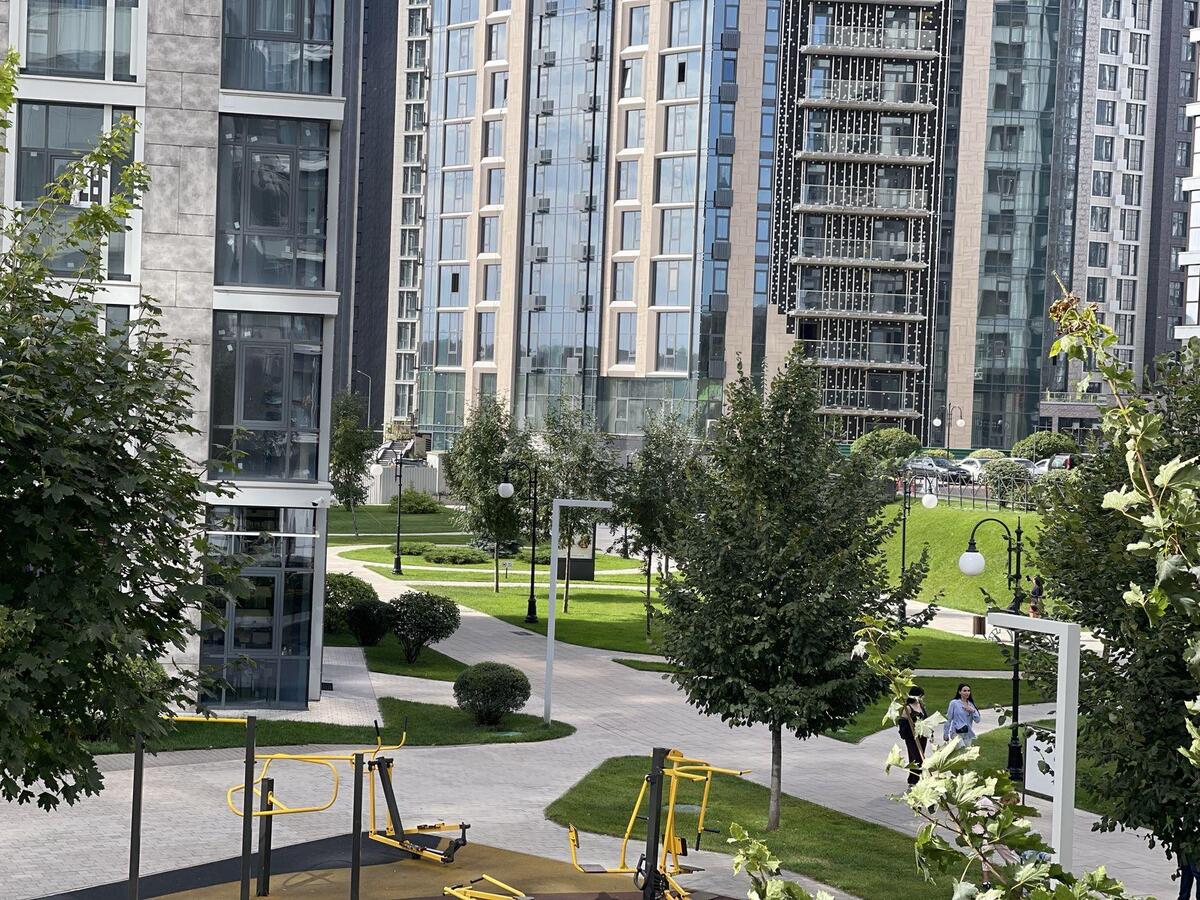 1k apartment vul. Dragomyrova Myhajla 18591949
