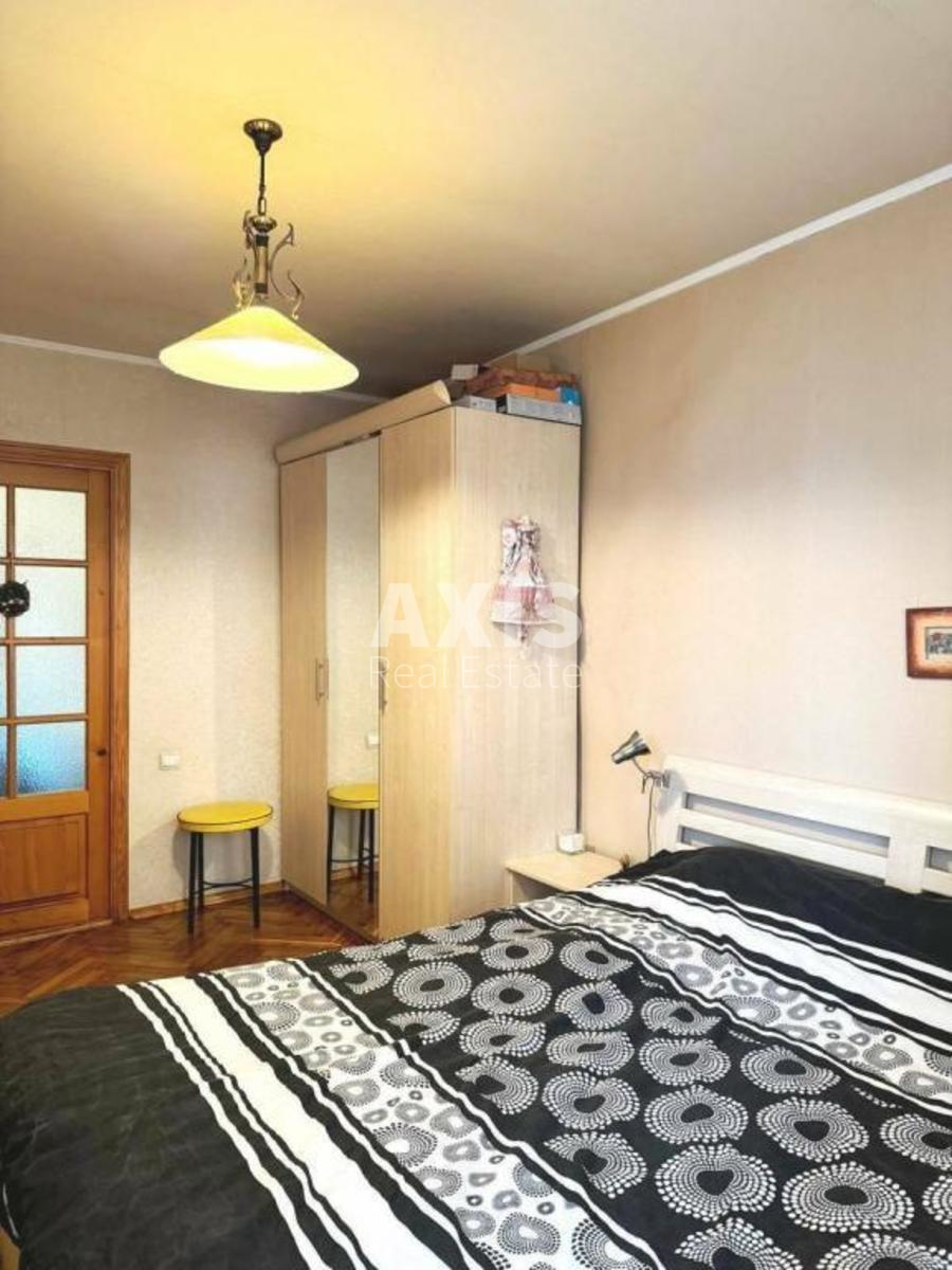 3k apartment vul. Levandovs'ka 143