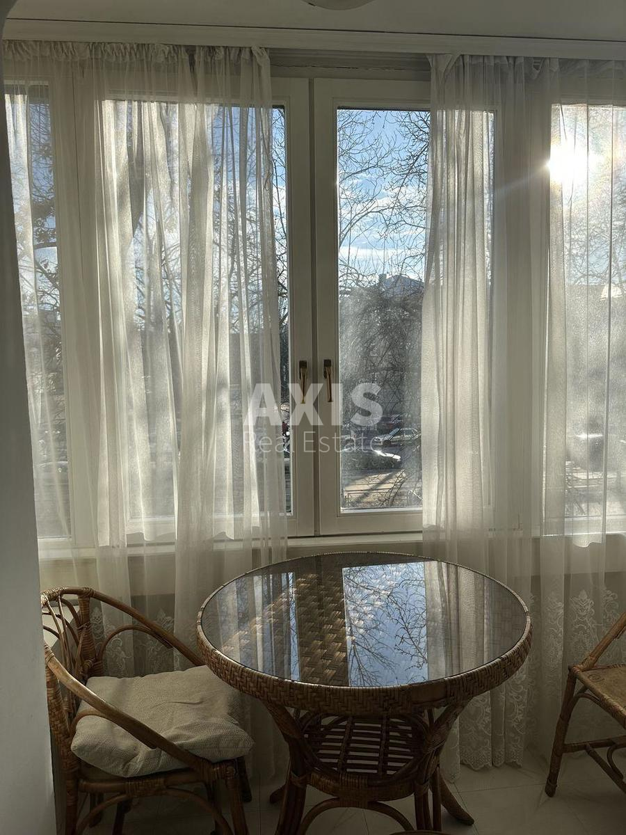 1k apartment vul. Degtjarivs'ka 10398061