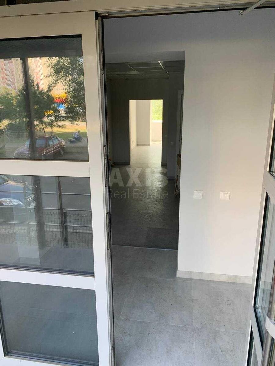 Об'єкт торгівлі вул. Милославська 39/48, 112м2595733