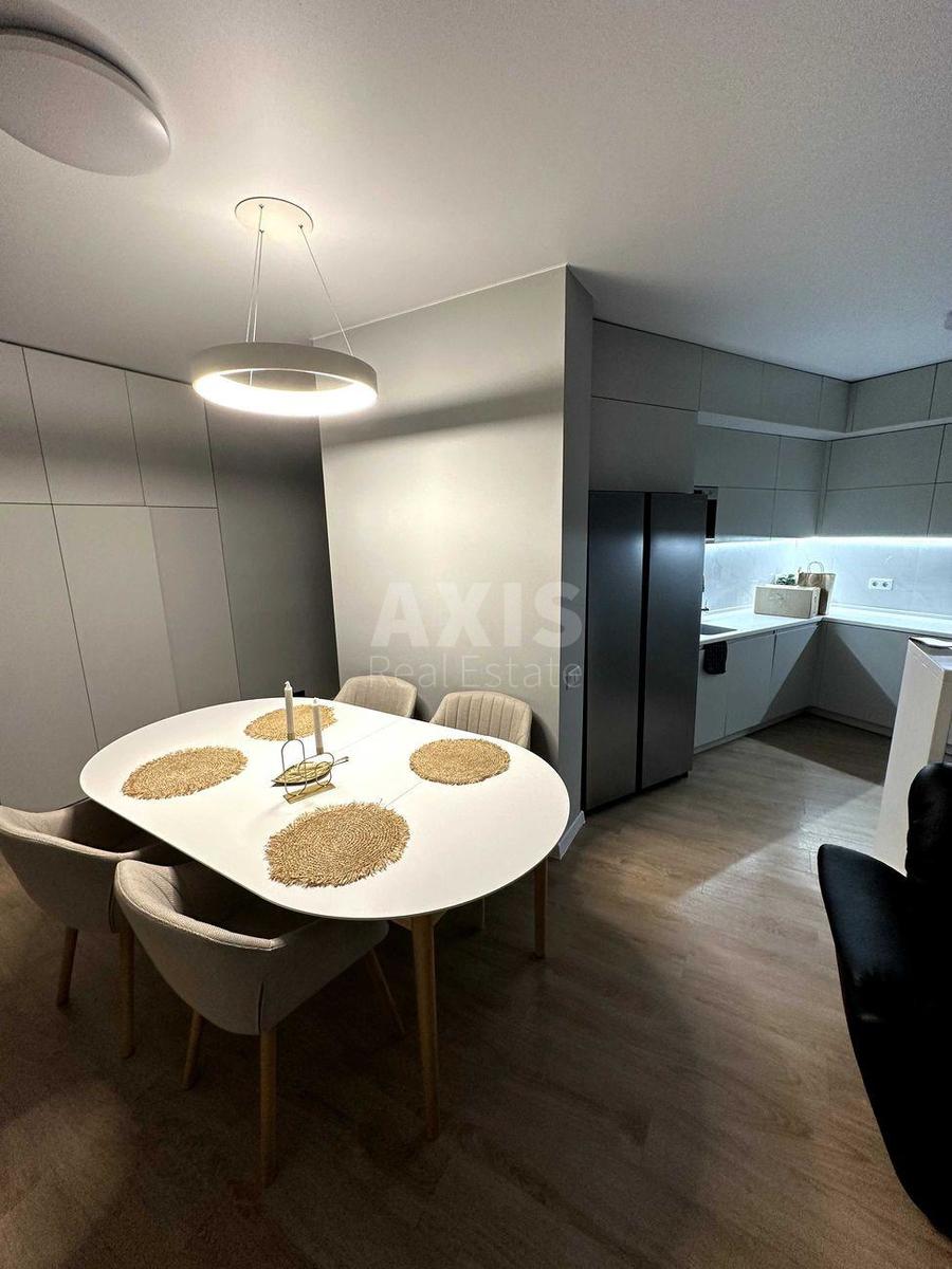 3k apartment vul. Novopol'ova 218