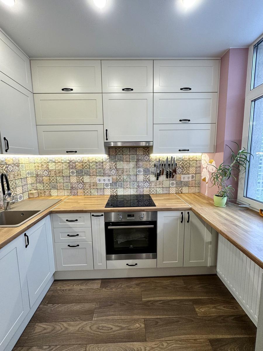 3k apartment vul. Oleksandra Olesja 4Б639120