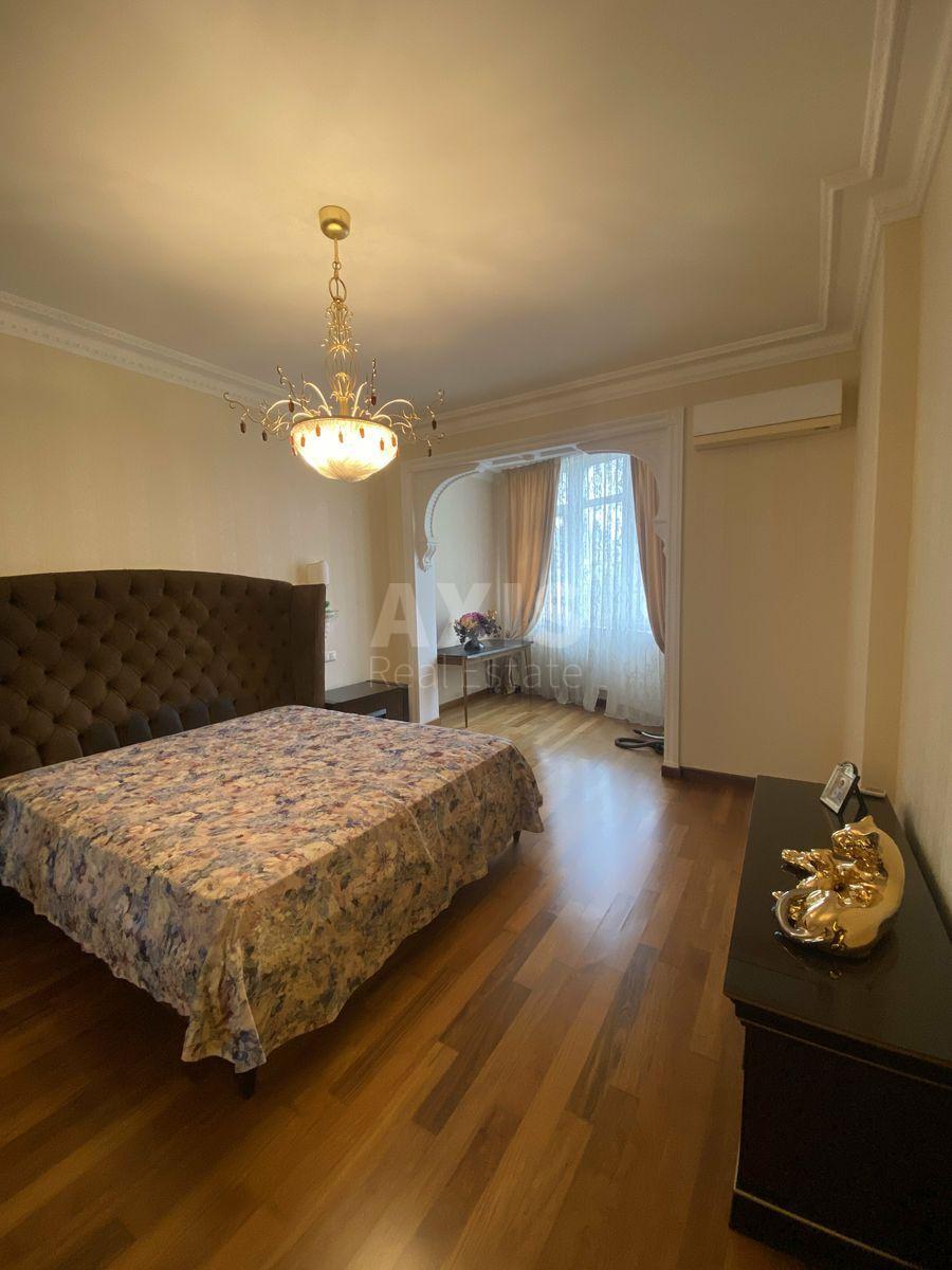 3к квартира спуск Кудрявский 3Б2