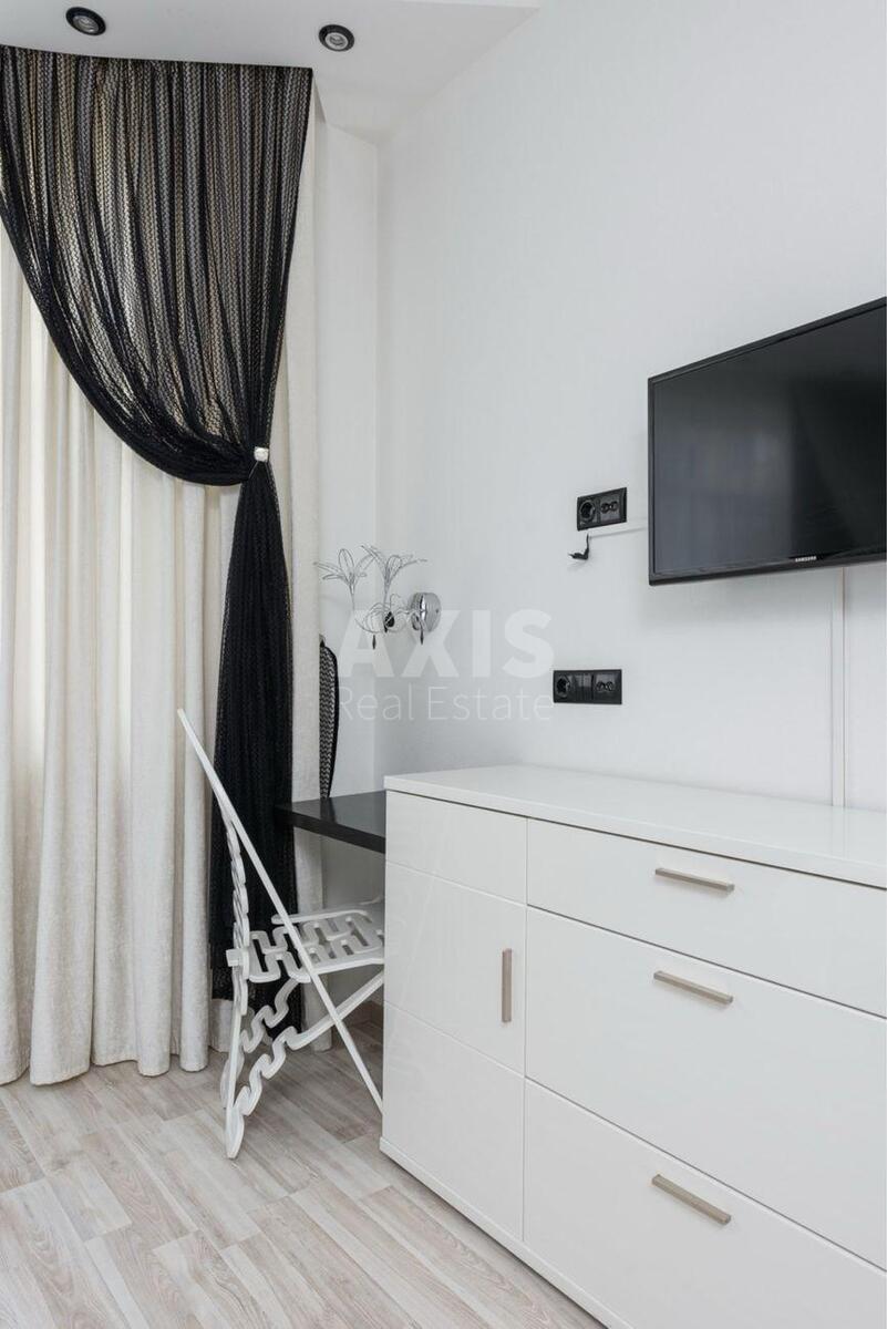 3k apartment vul. Staronavodnyc'ka 6Б14