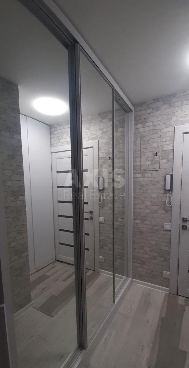 1k apartment pr-t Vidradnyj 14453