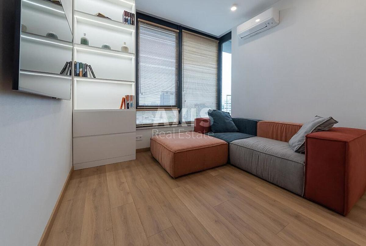 1k apartment vul. Hohlovyh Sim'i' 82