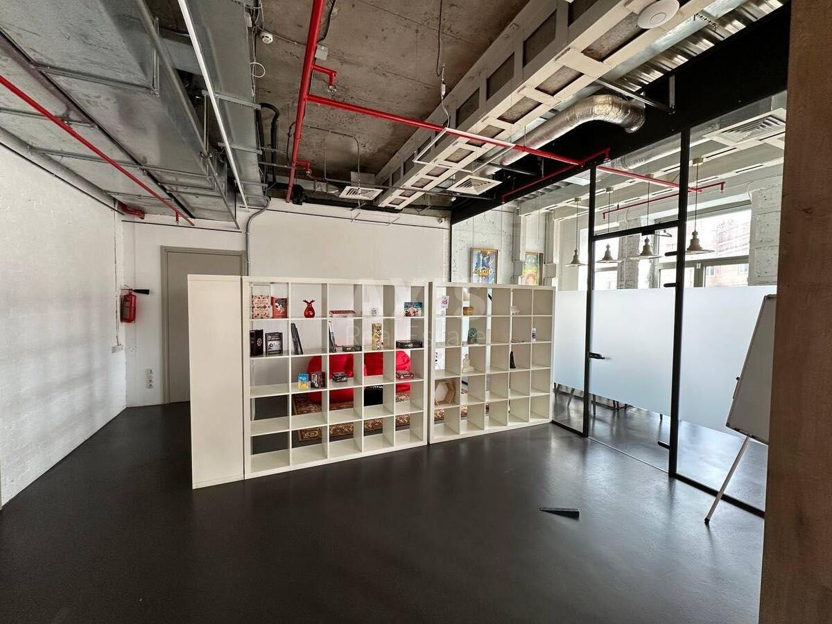 Office vul. Velyka Vasyl'kivs'ka 5, 500m24