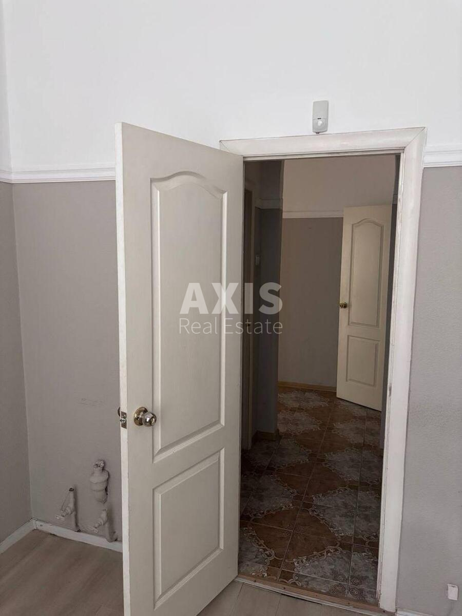 Office prov. Myhajlivs'kyj 9А, 50m2606144