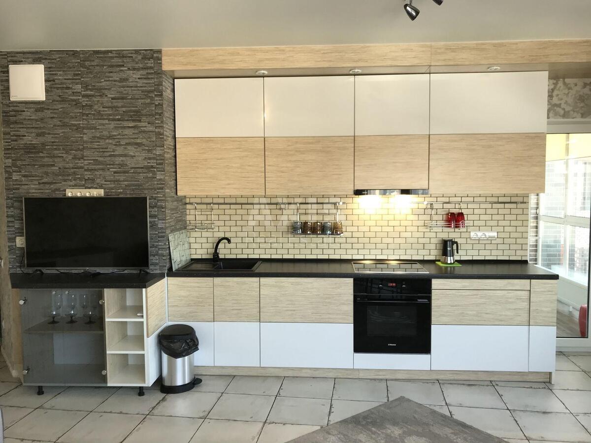 3k apartment vul. Lypkivs'kogo Vasylja Mytropolyta 16Г