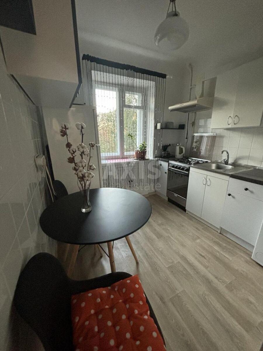 2k apartment pr-t Povitroflots'kyj 7