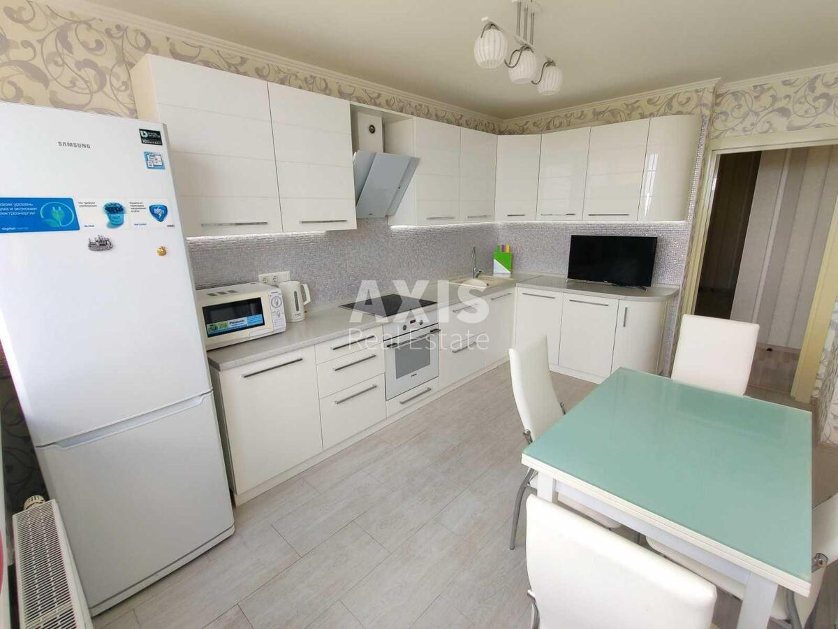 2к квартира ул. Поправки Юрия 14624430