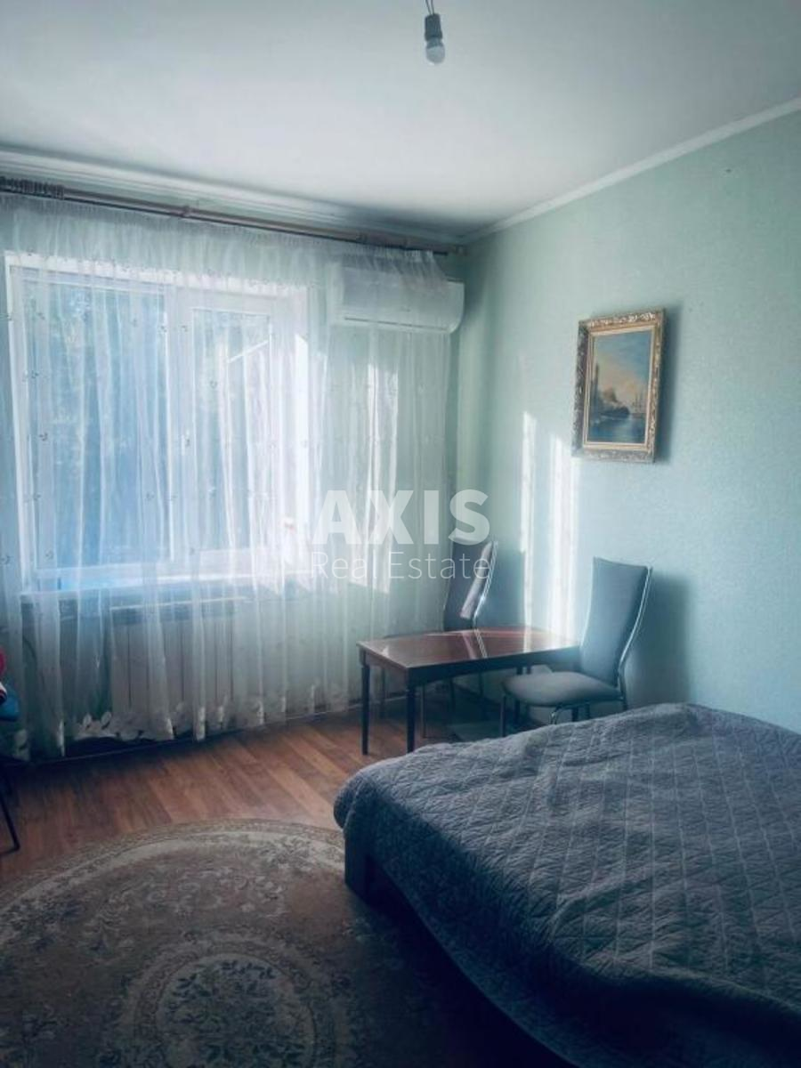 3к квартира пр-т Броварской 260