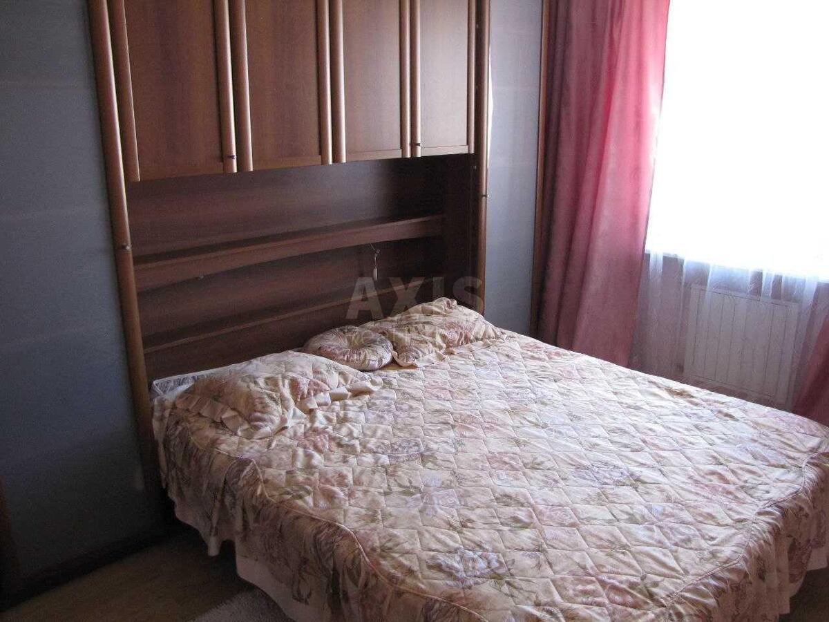 3k apartment vul. Dragomyrova Myhajla 26