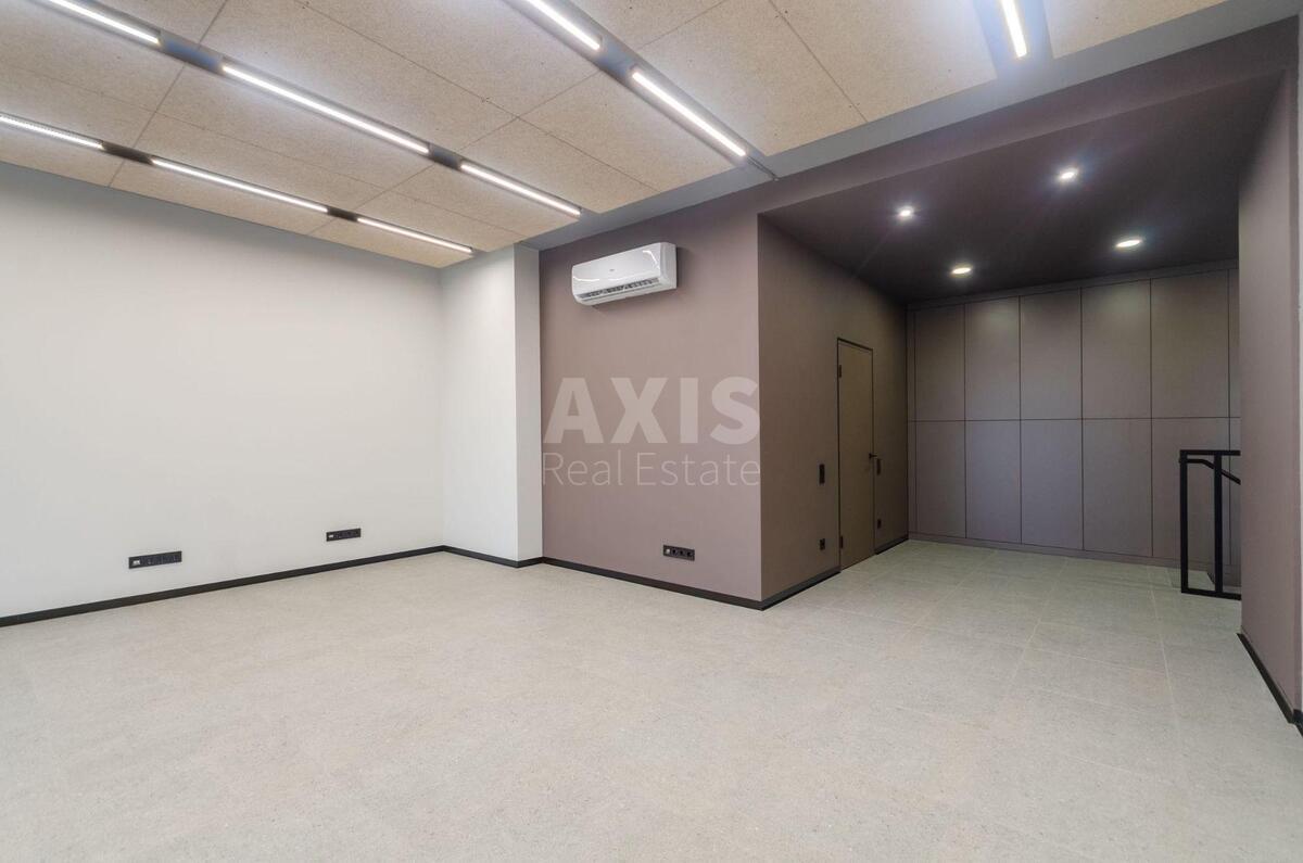 Office vul. Antonovycha 109, 172m20