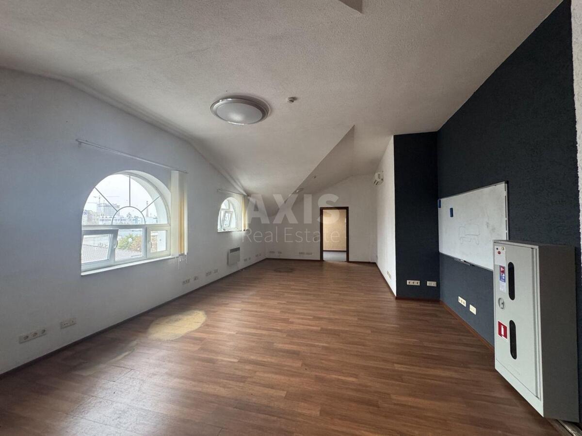 Office vul. Mashynobudivna 35А, 1000m2585794