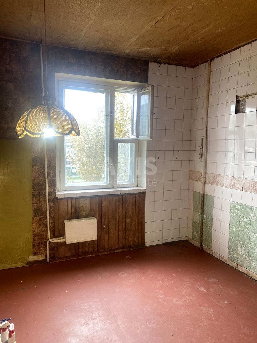 2к квартира ул. Сержа Лифаря 18631905