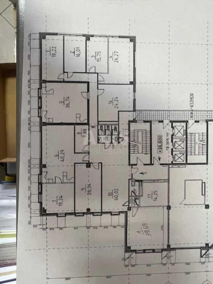 Офис ул. Антоновича 33В, 367м26035111