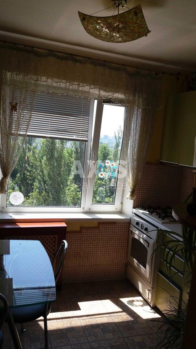 2к квартира ул. Приозерная 1213