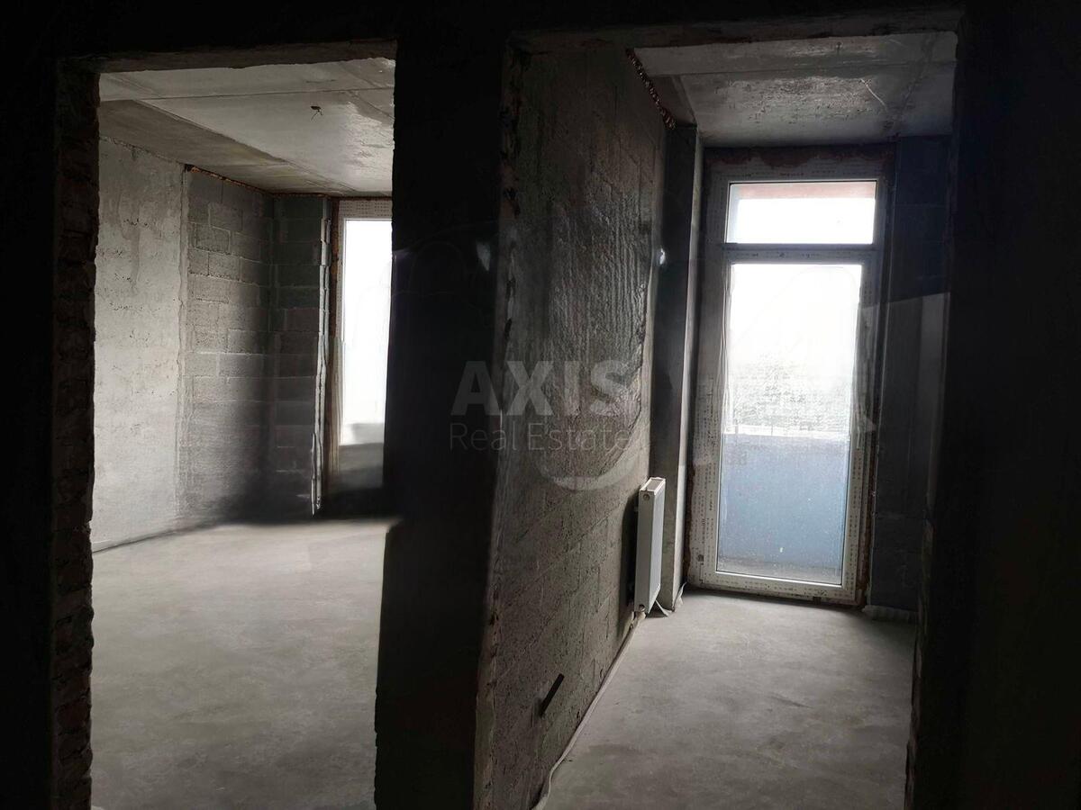 1k apartment vul. Bogatyrs'ka 6А3