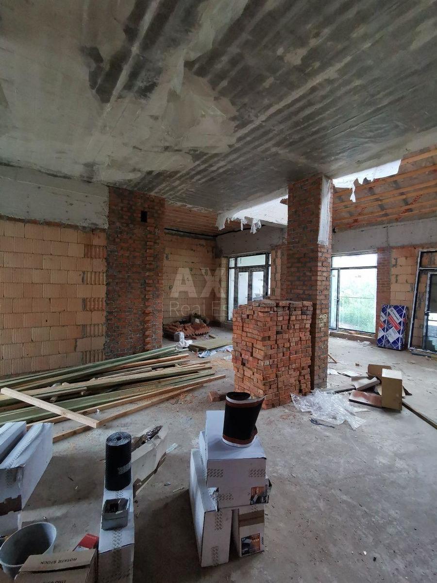 Дoм ул. Богатырская, 235м2, город Киев10