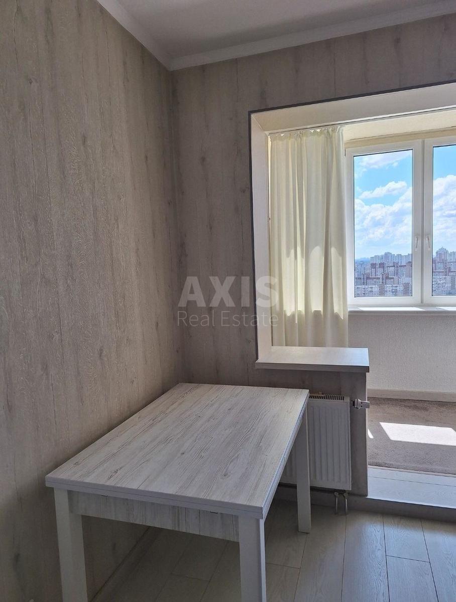 1k apartment vul. Myloslavs'ka 29
