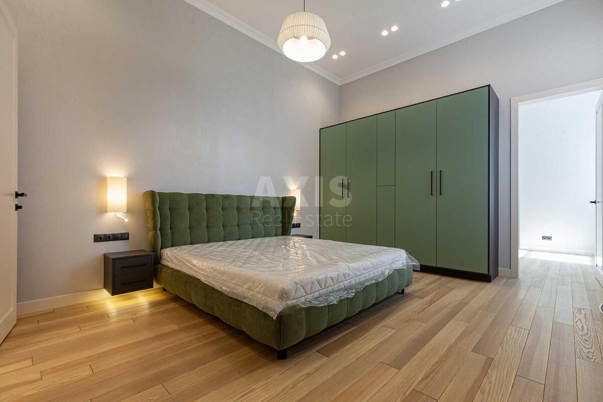 4k apartment vul. Volodymyrs'ka 81А5