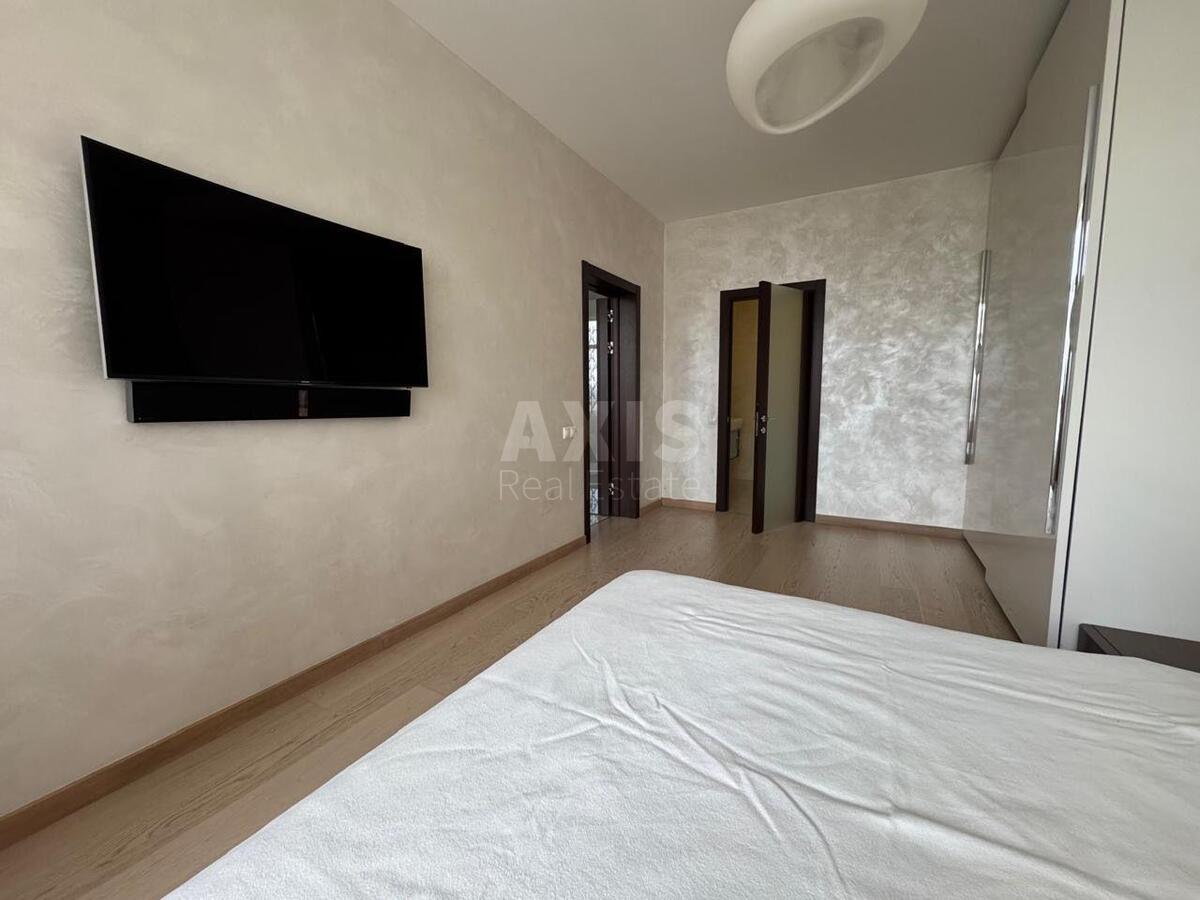 1k apartment vul. Dragomyrova Myhajla 16571017