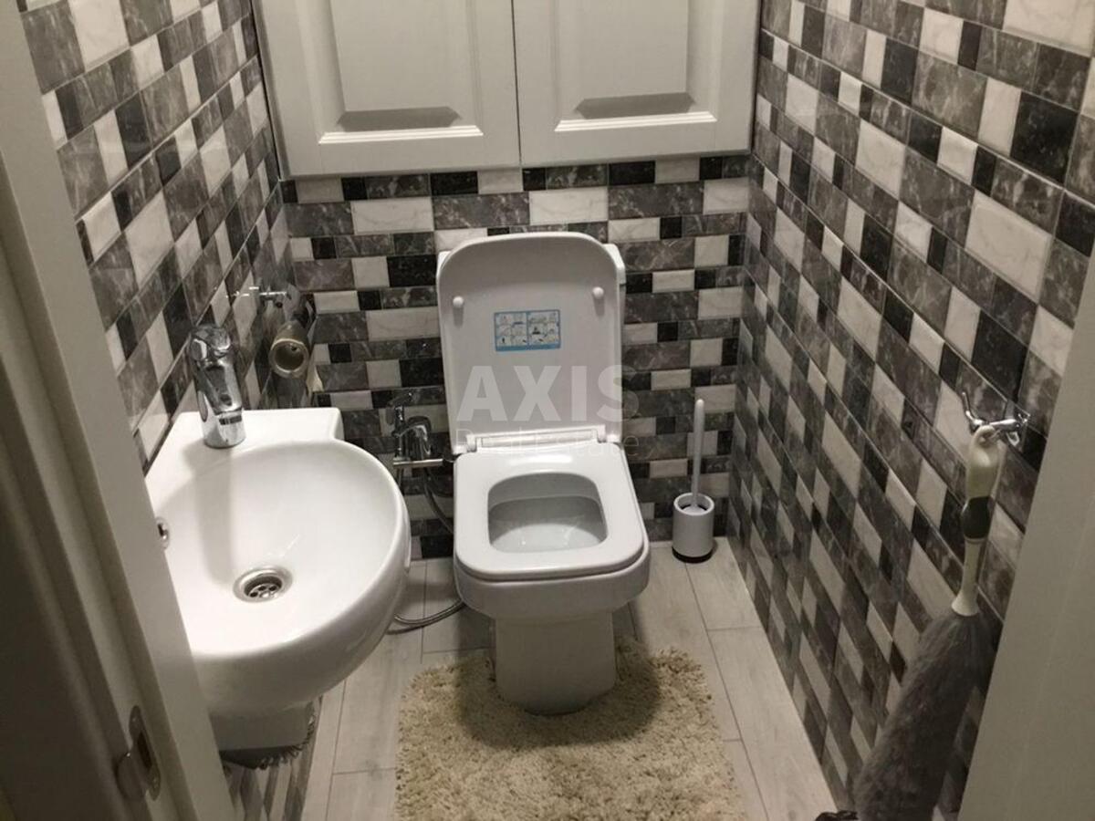 2k apartment vul. Teligy Oleny 35Б10