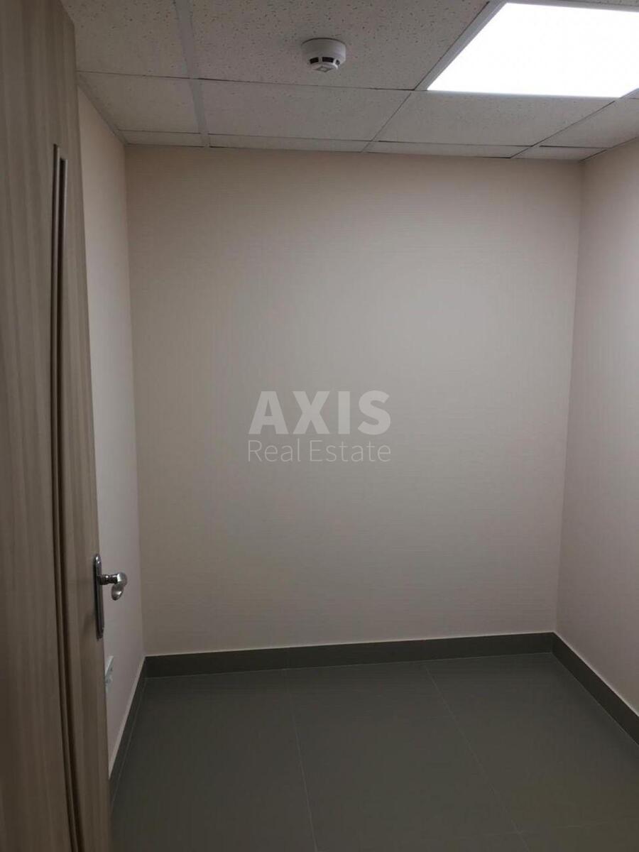 Объект торговли пр-т Берестейский 1/33, 106м26131814