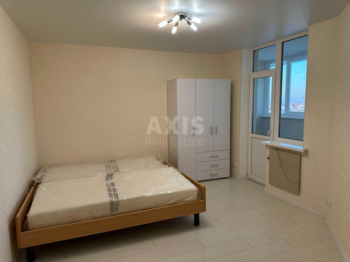 2k apartment vul. Chervonopil's'ka 2Г4